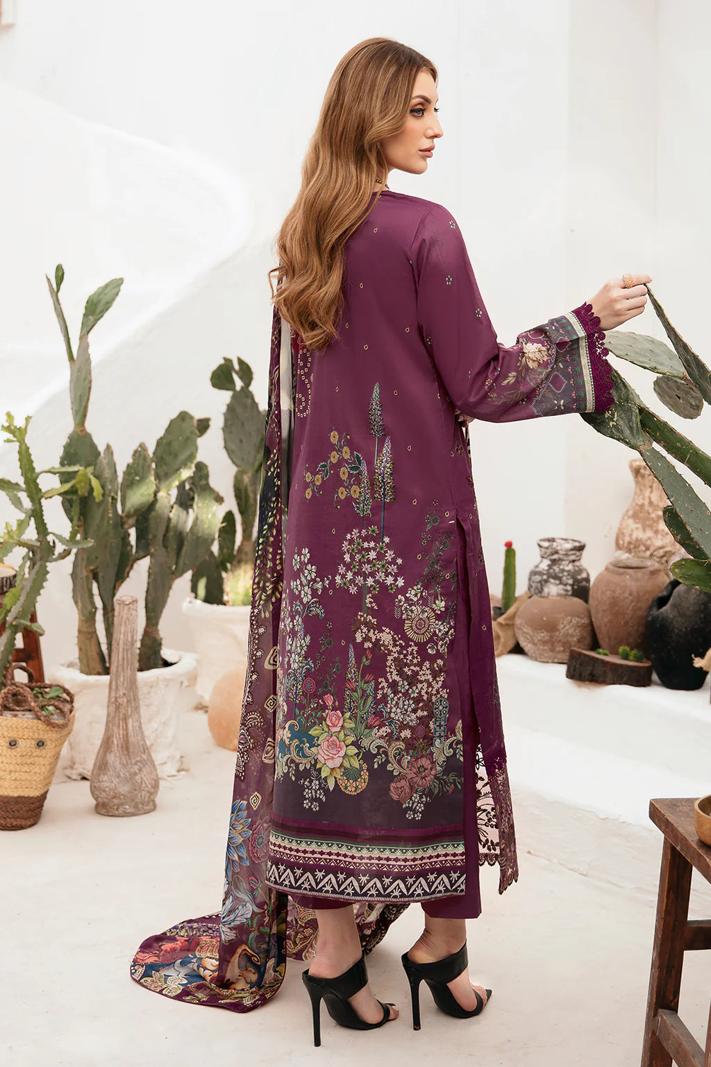 Lawn embroidered suit-G-205