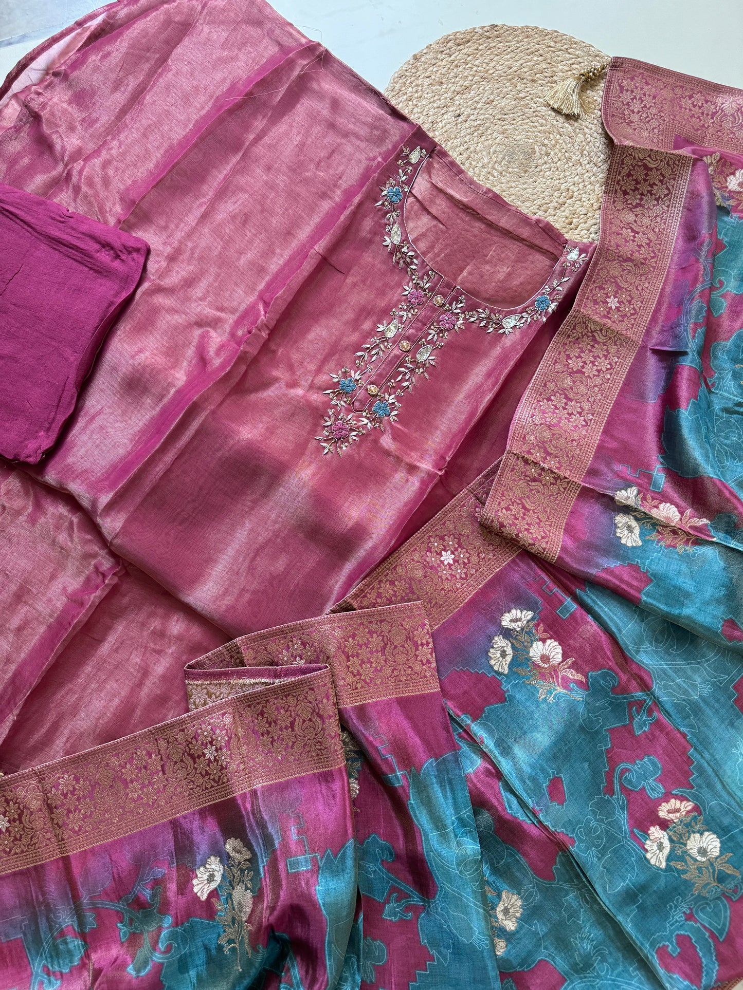 Premium tissue with tissue silk dupatta