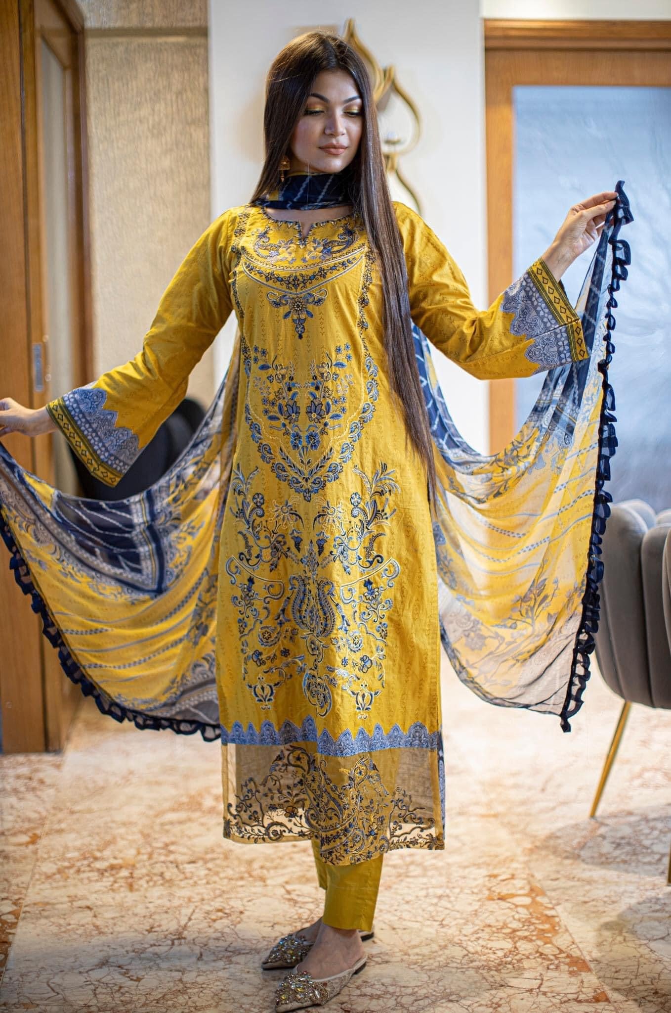 Embroidered cotton suit with chiffon dupatta -3229