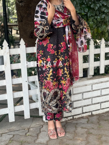 Floral printed  cotton suit with beautiful organza detailings-1182