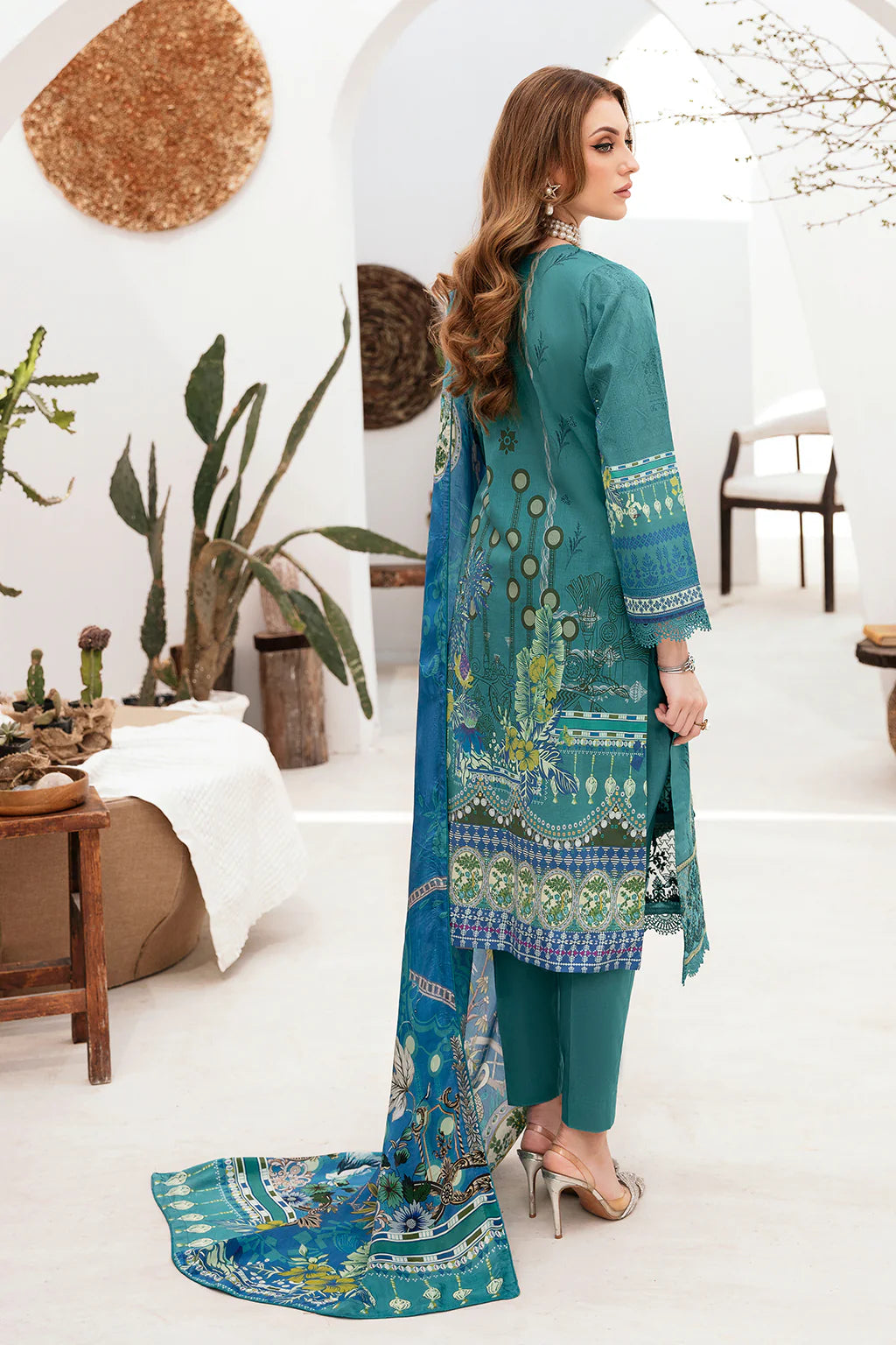 Lawn embroidered suit-G-206