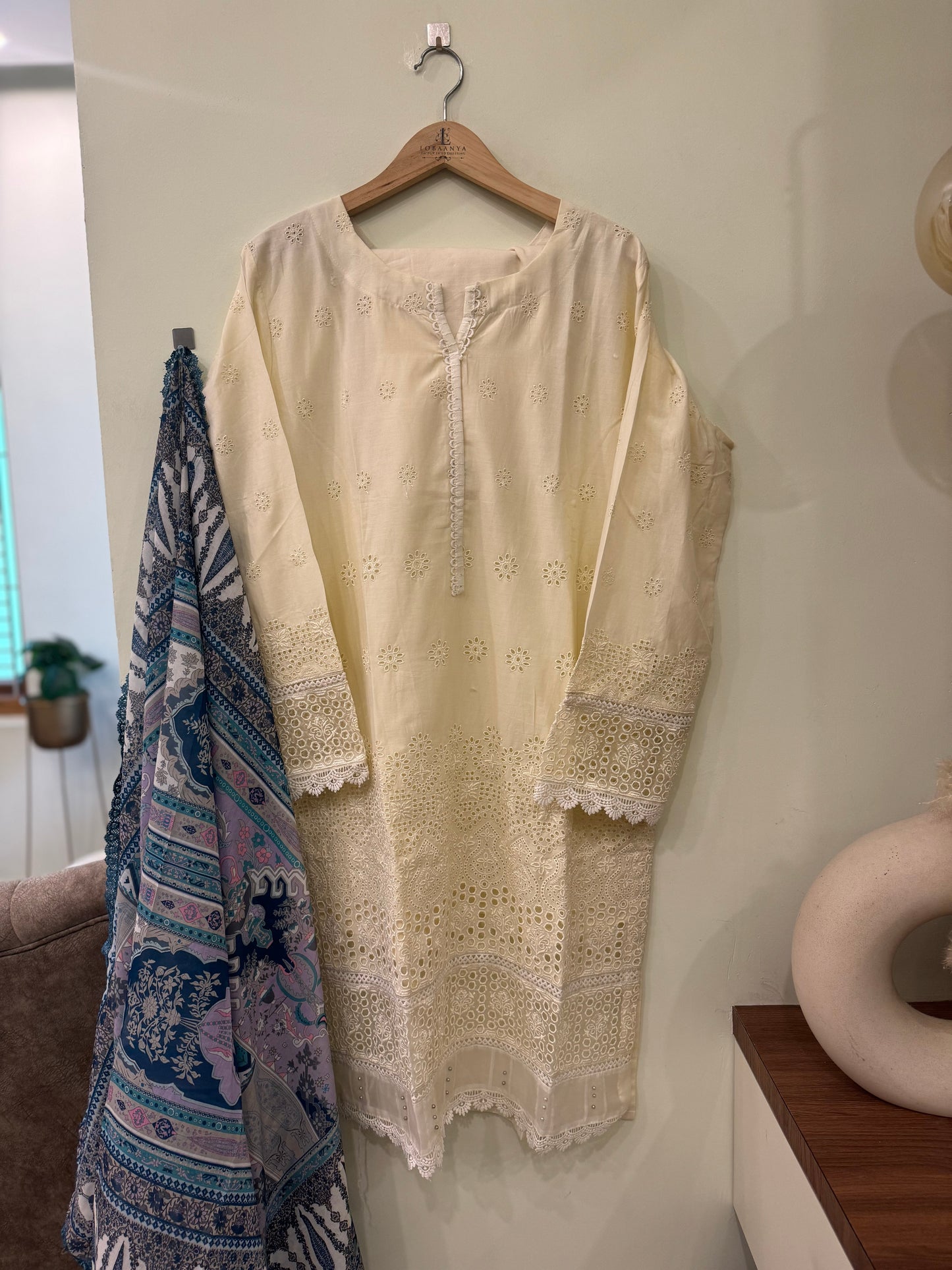 Pakistani embroidered suit with muslin dupatta-1004(N)