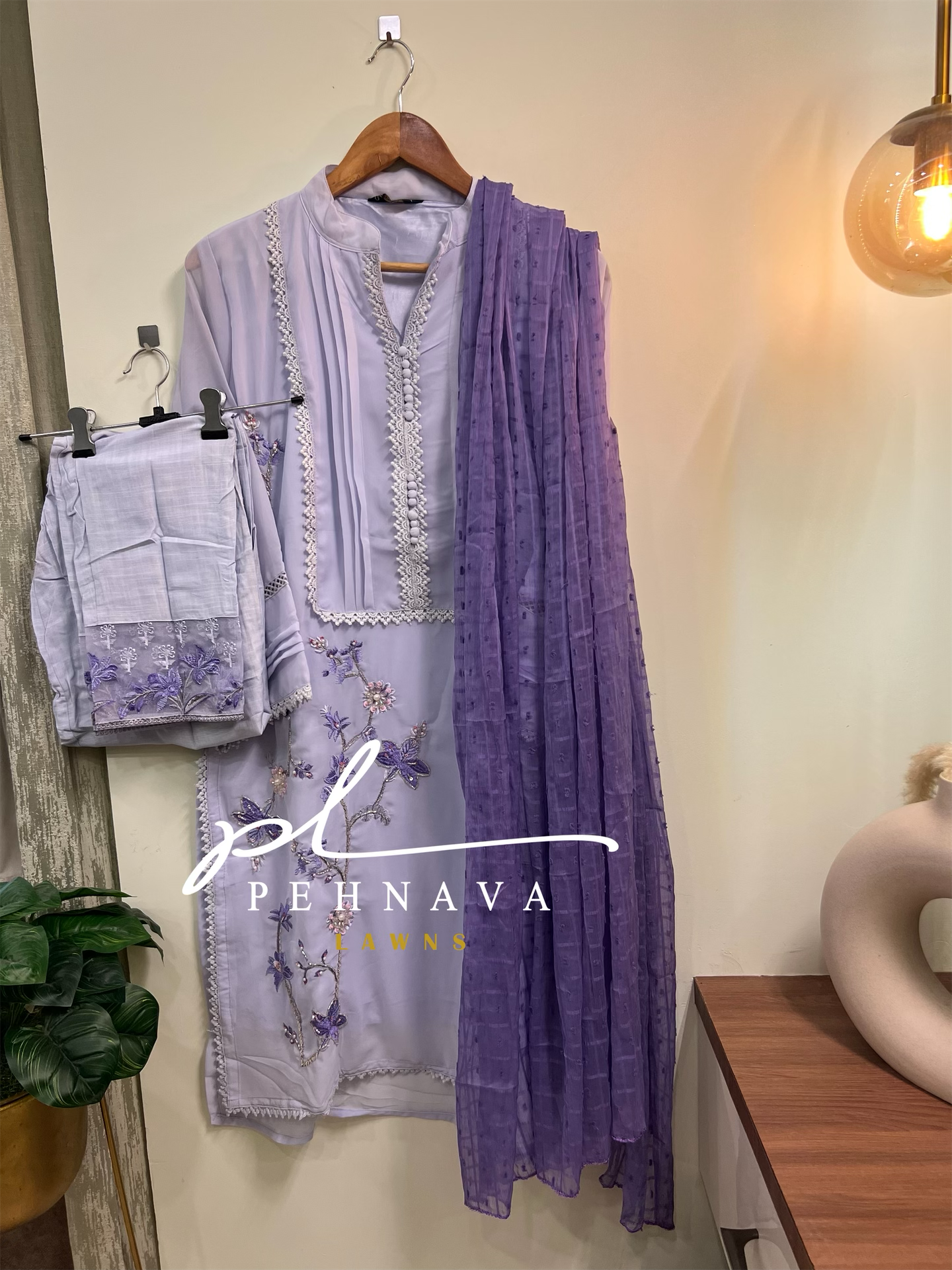 Embroidered georgette suit-lavender