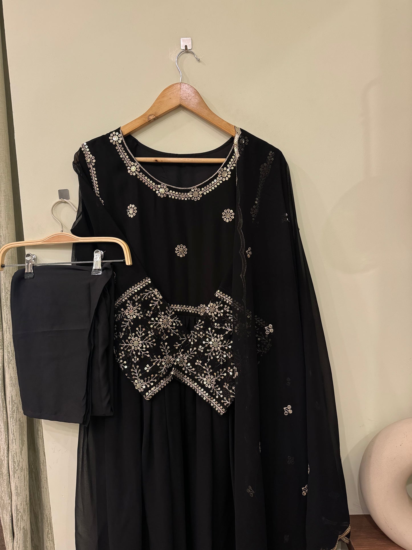 Georgette anarkali pattern dress-black