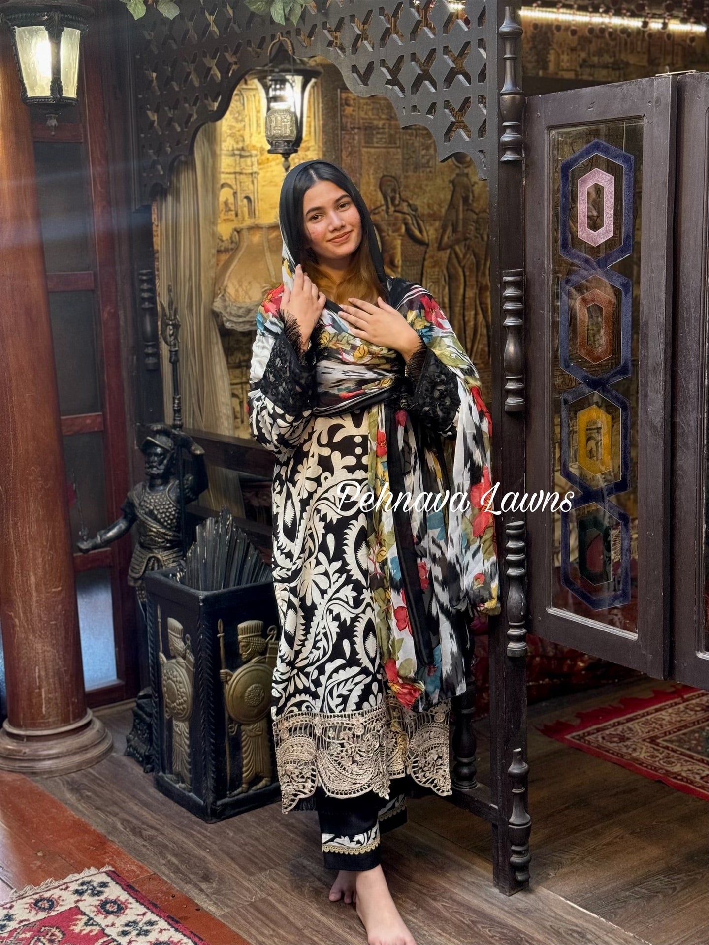 Printed casual suit with chiffon dupatta-AL