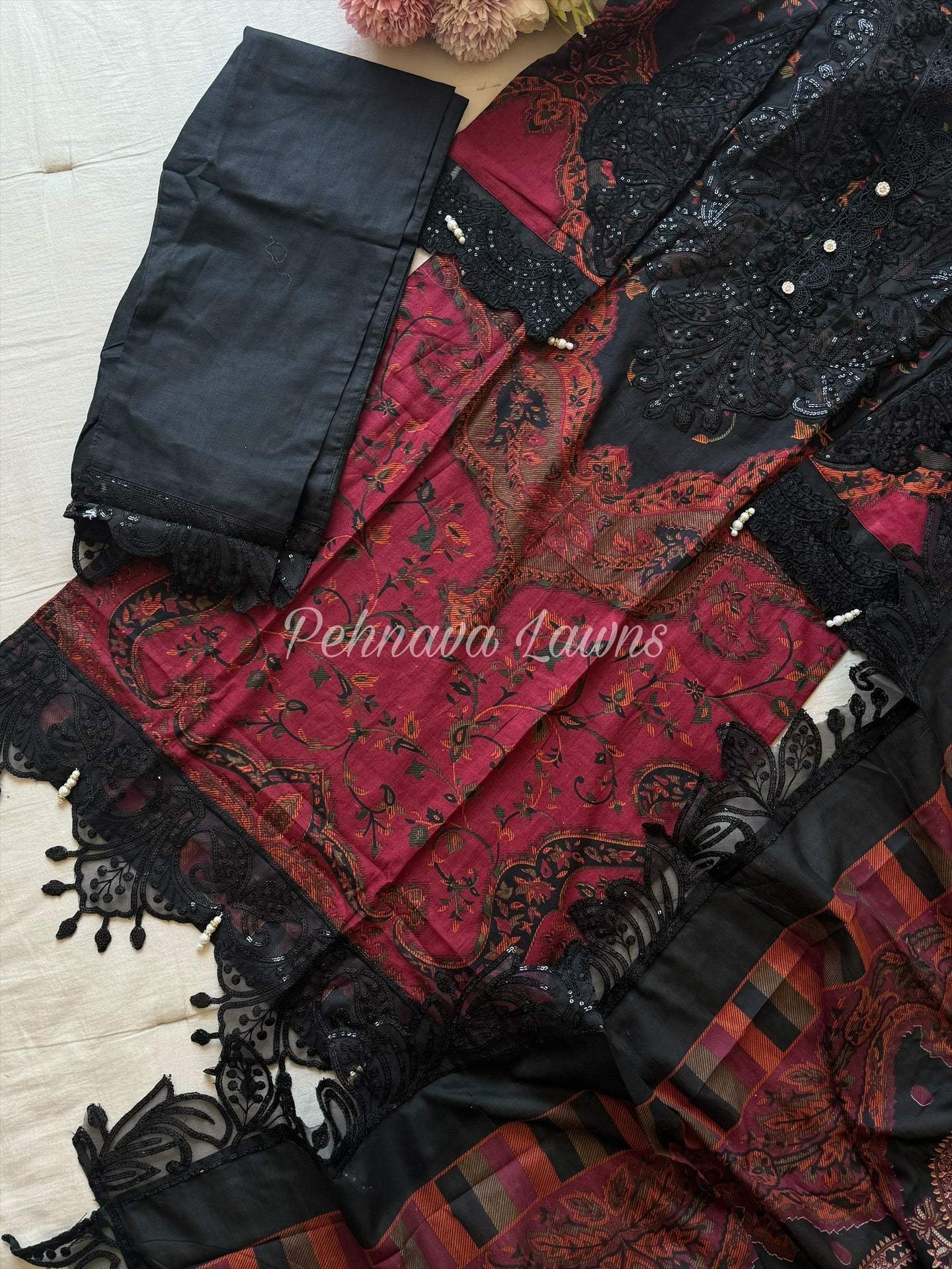 Gorgeous Black pakistani printed suit-8031