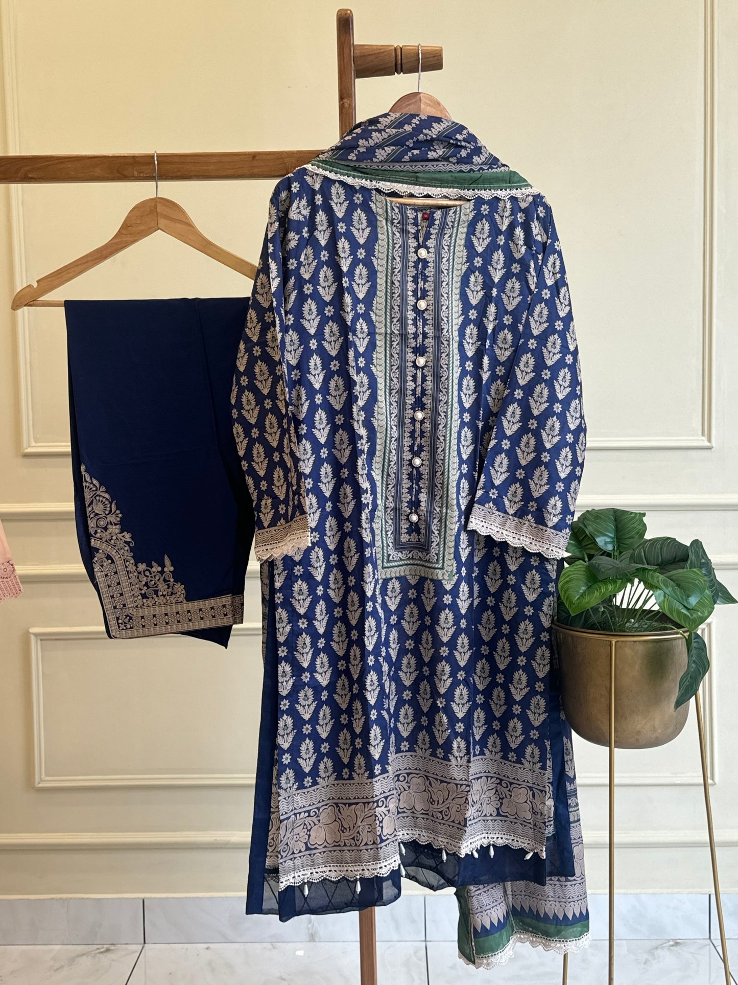 Khaadi Classic Embroidered Lawn Suit –blue size M