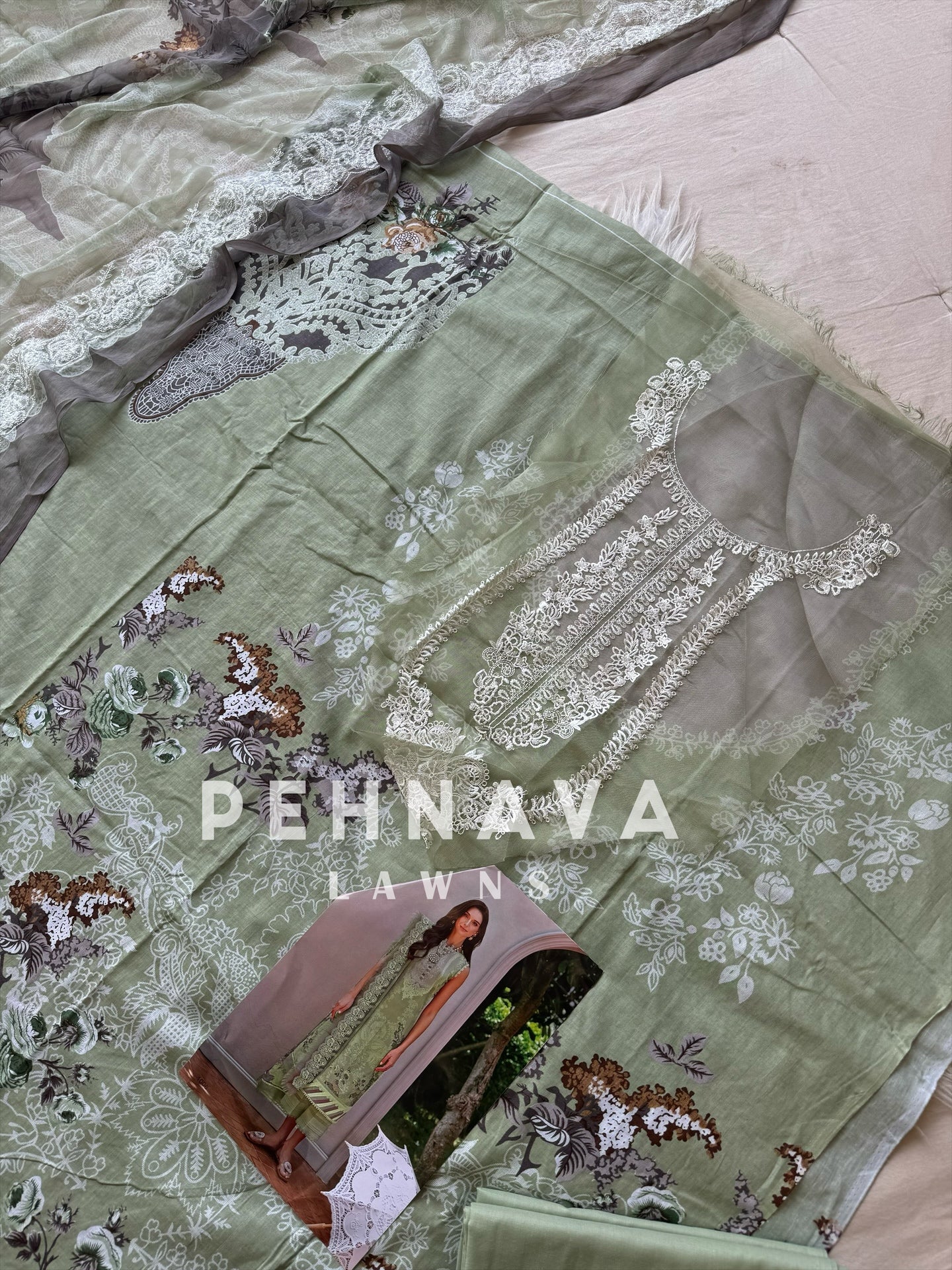 Printed casual suit with chiffon embroidered dupatta-1006