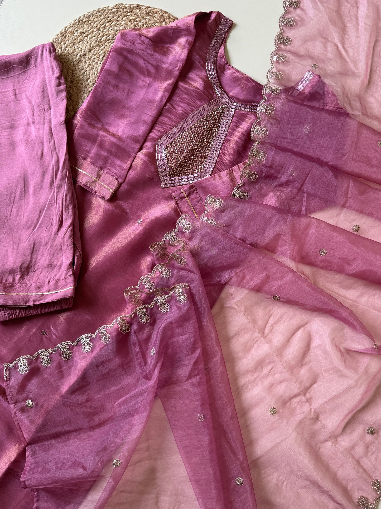 Tissue with hand works detailing and pure organza dupatta