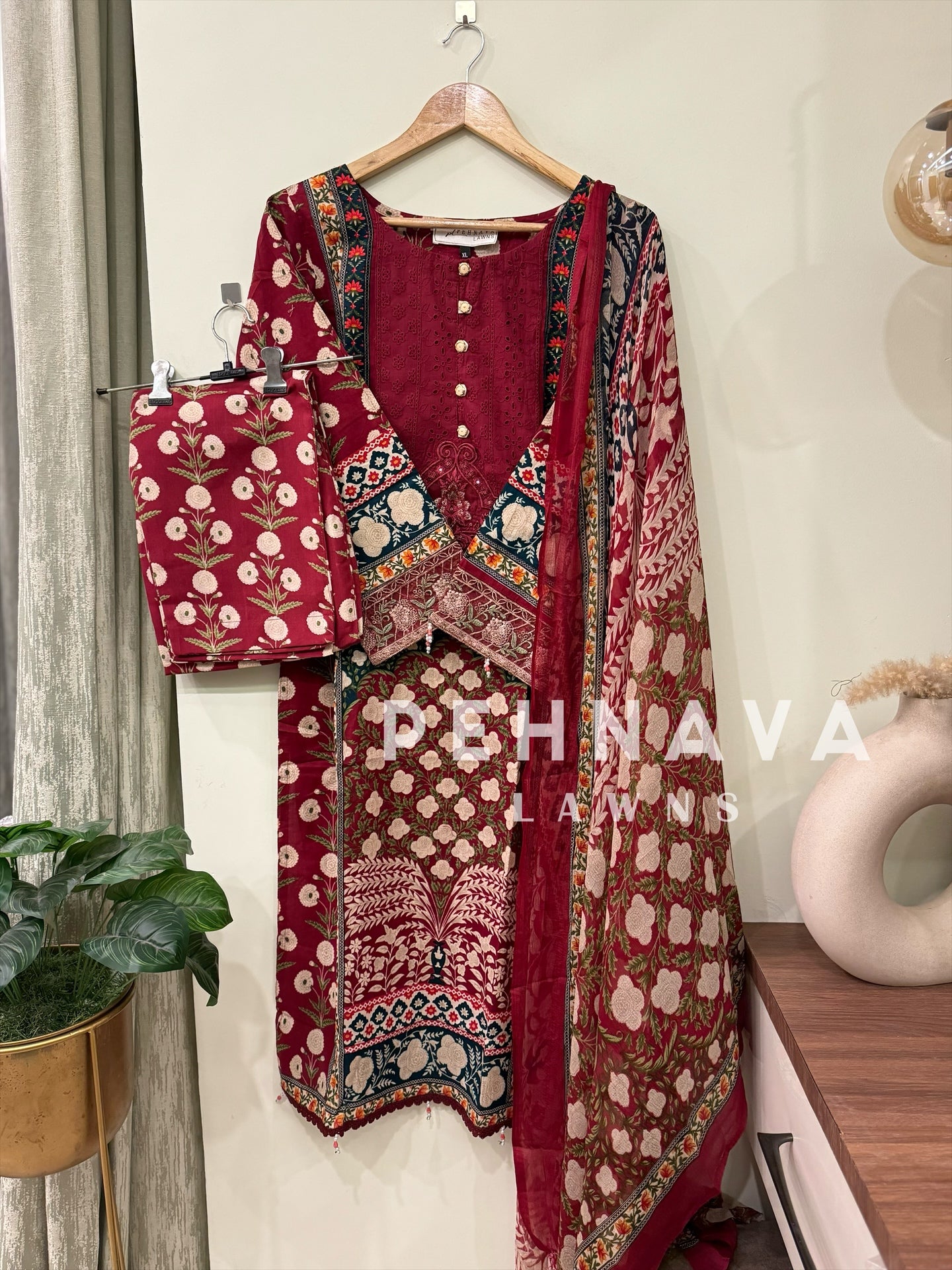 Printed casual suit with chiffon dupatta-3416