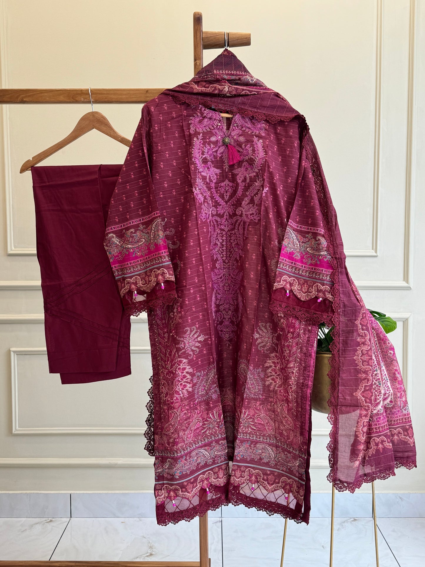 Khaadi Heritage Embroidered Lawn Suit – 3-Piece Premium Collection maroon