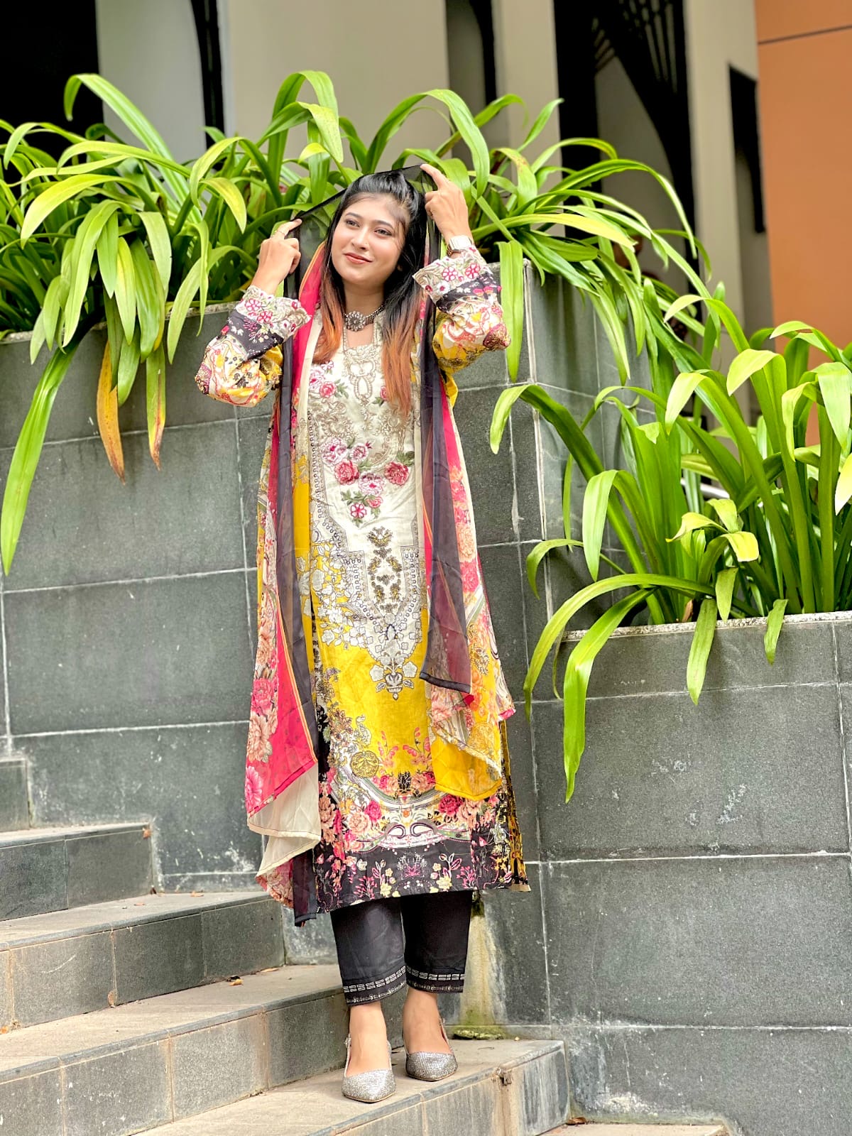 Printed yellow casual suit with chiffon dupatta - ayzel