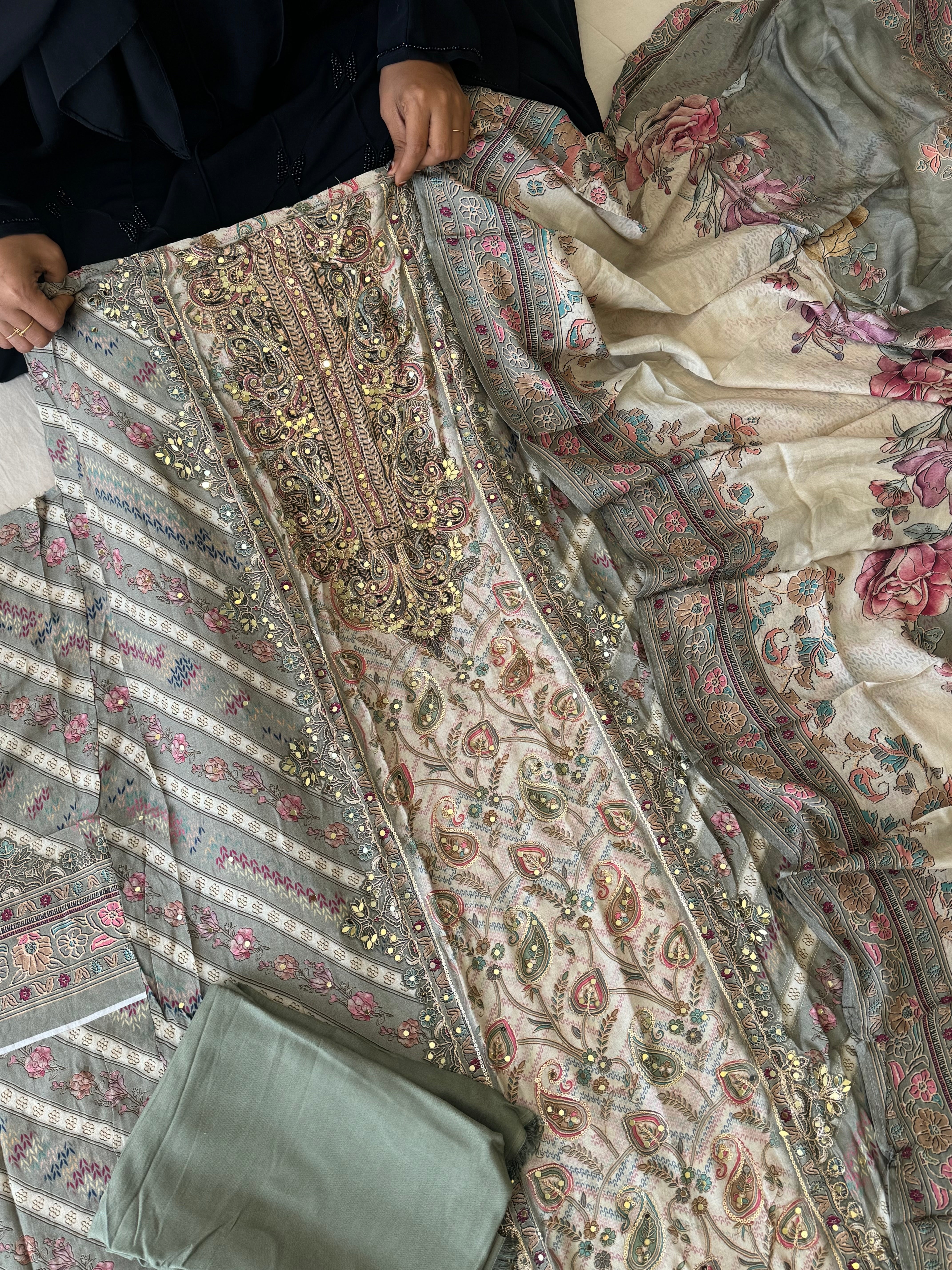 Pure muslin with detailings  and muslin Dupatta-122