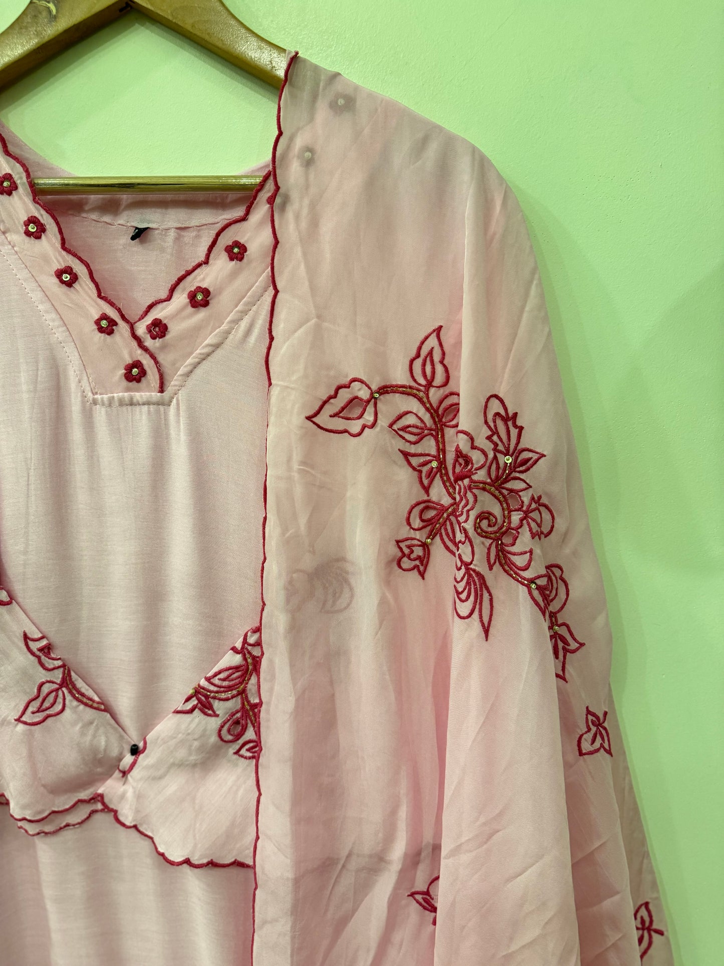 Pure muslin ombre cutwork embroidered suit-pink