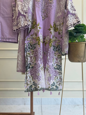 Embroidered casual suit with cotton embroidered dupatta-lavender