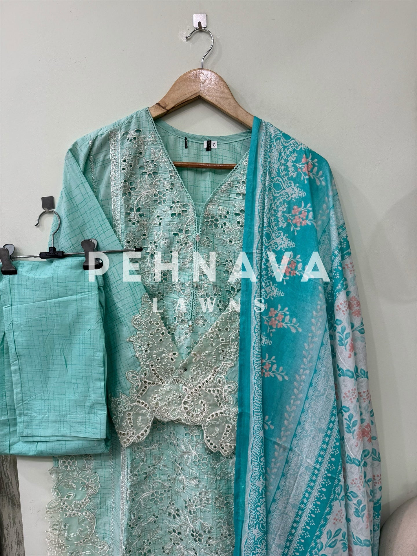 Cutwork embroidered suit with cotton dupatta-3