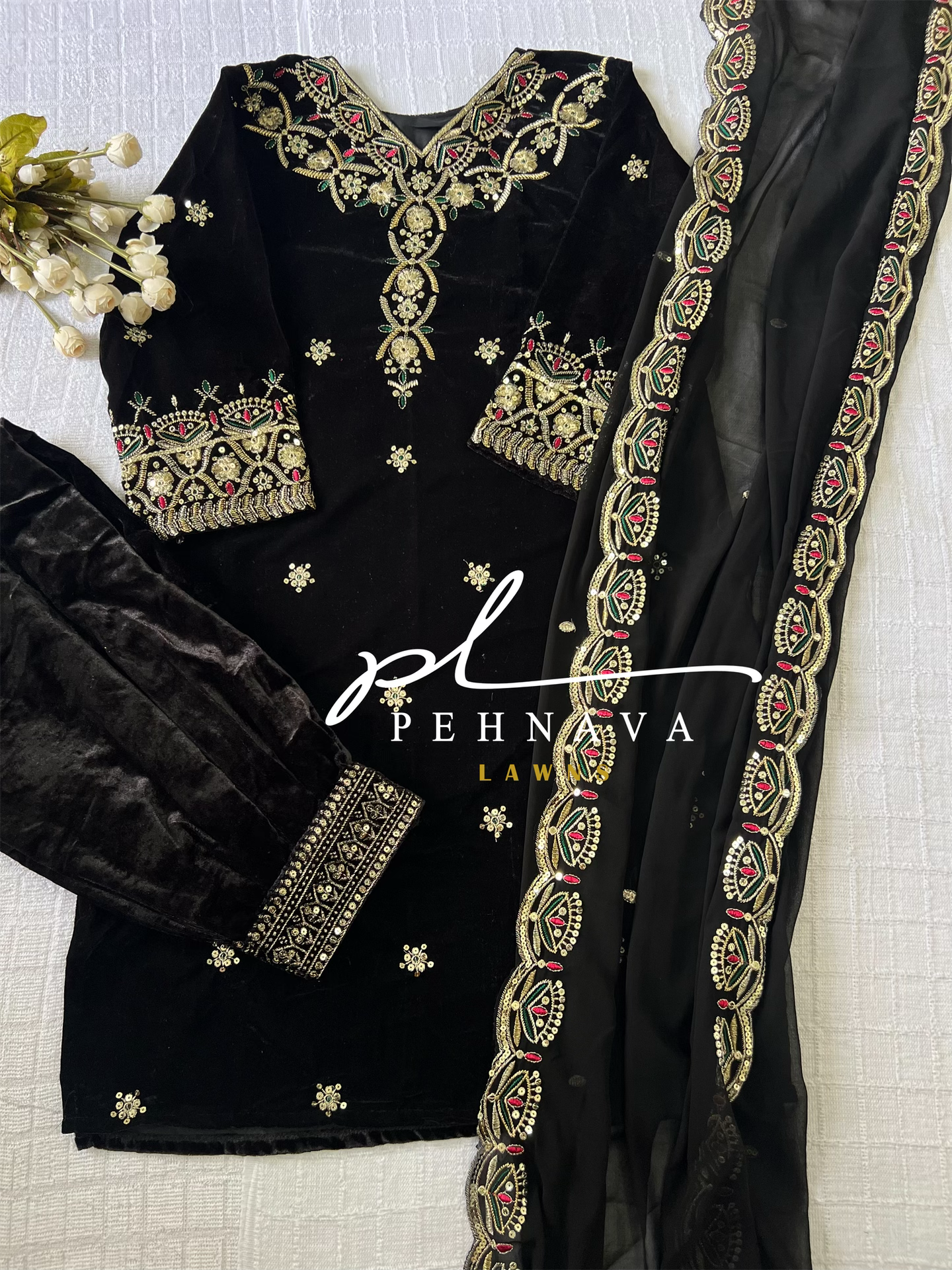 Embroidered velvette suit -6021