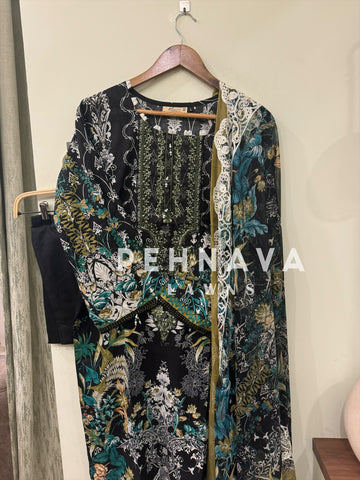 Printed casual suit with chiffon embroidered dupatta-7045