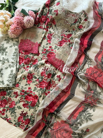 Floral printed cotton suit with embroidered patches-568