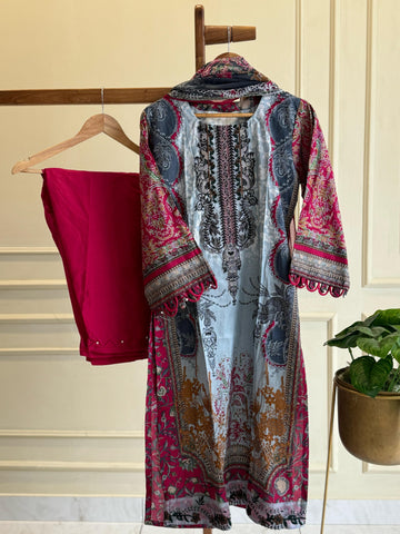 Pakistani Embroidered Casual Suit-4