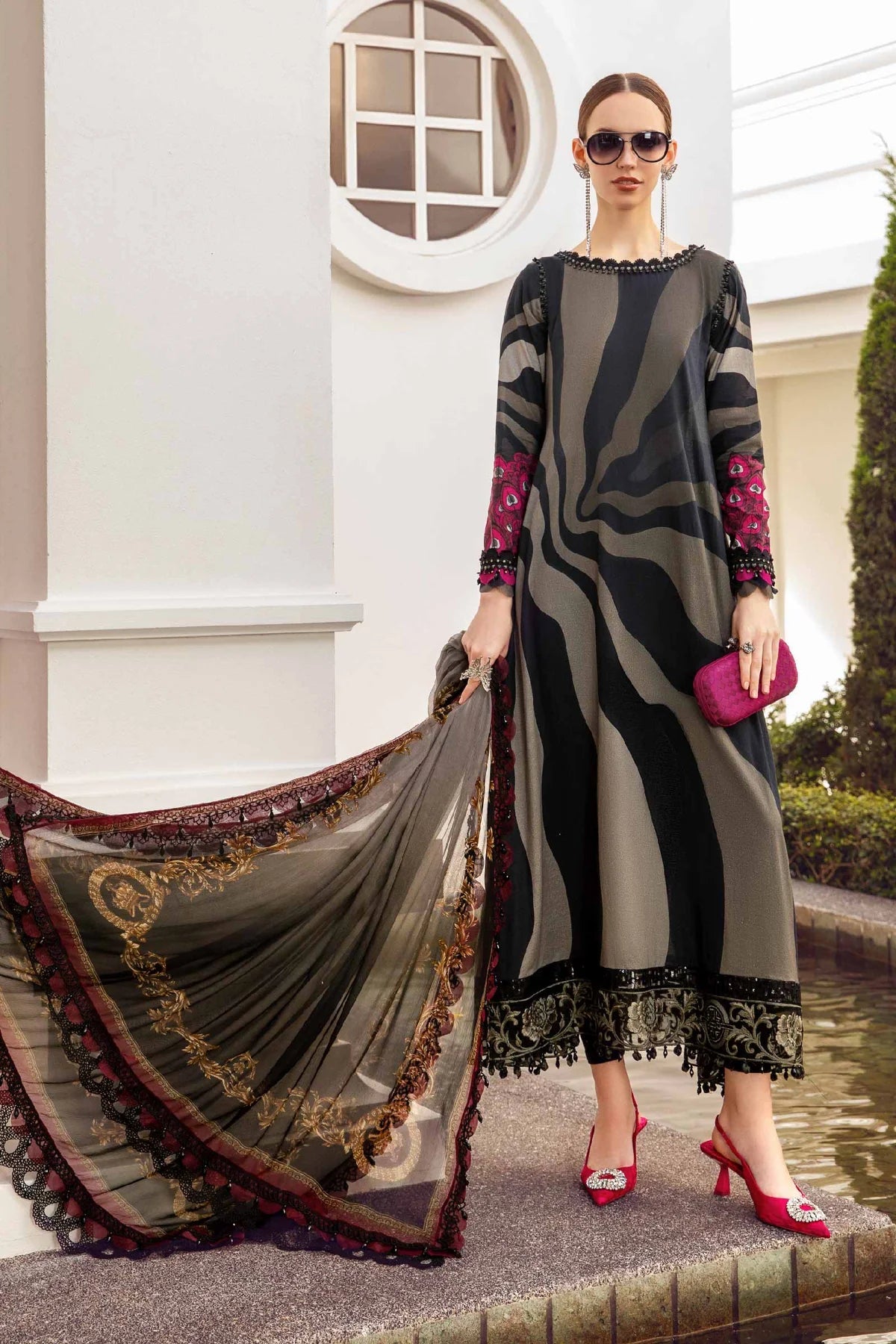 Printed casual suit with chiffon dupatta-1004