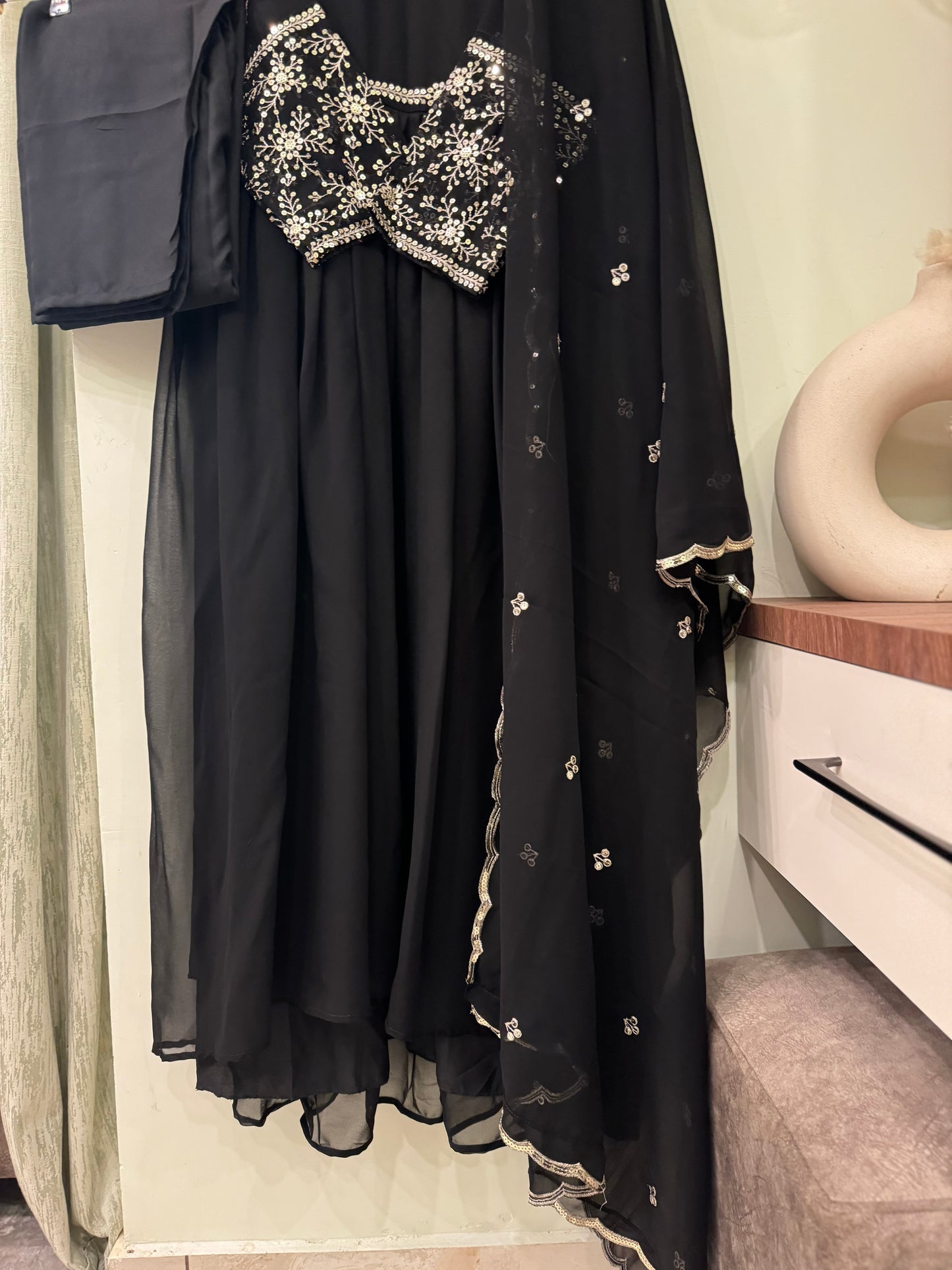 Georgette anarkali pattern dress-black