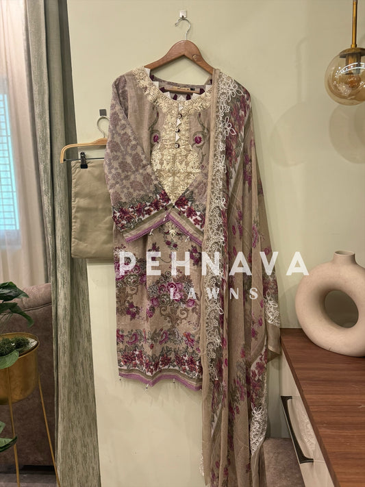 Printed casual suit with chiffon embroidered dupatta-7042