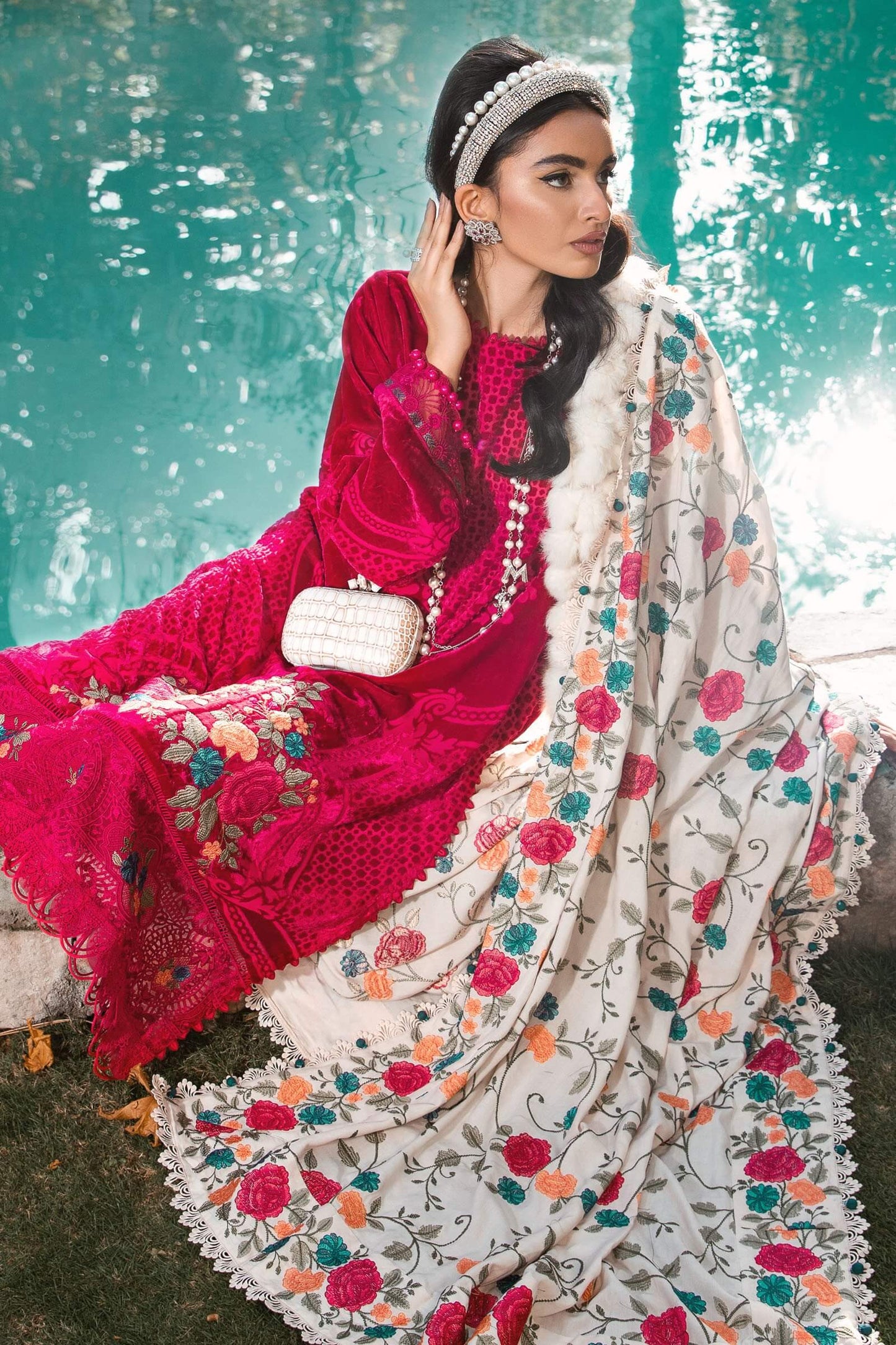 Printed casual suit with chiffon dupatta -530