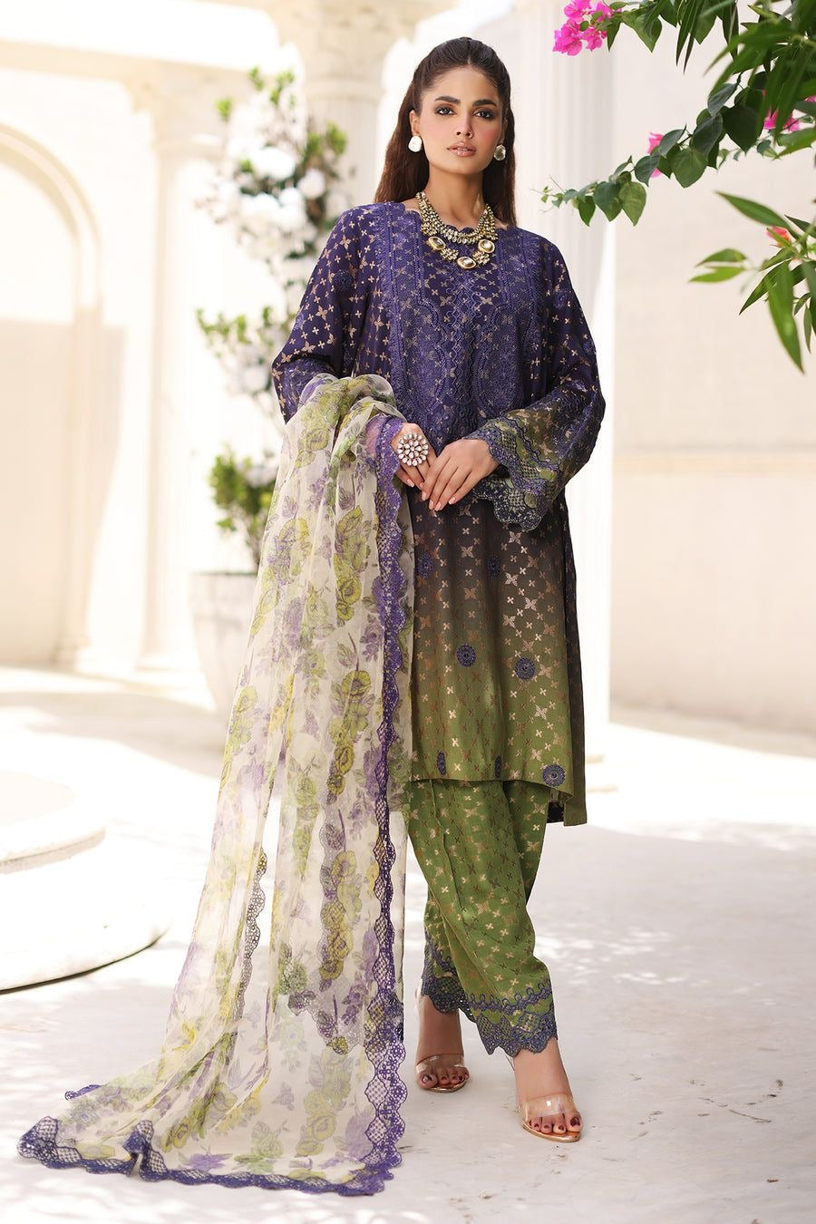 Embroidered suit with chiffon embroidered dupatta - 10001