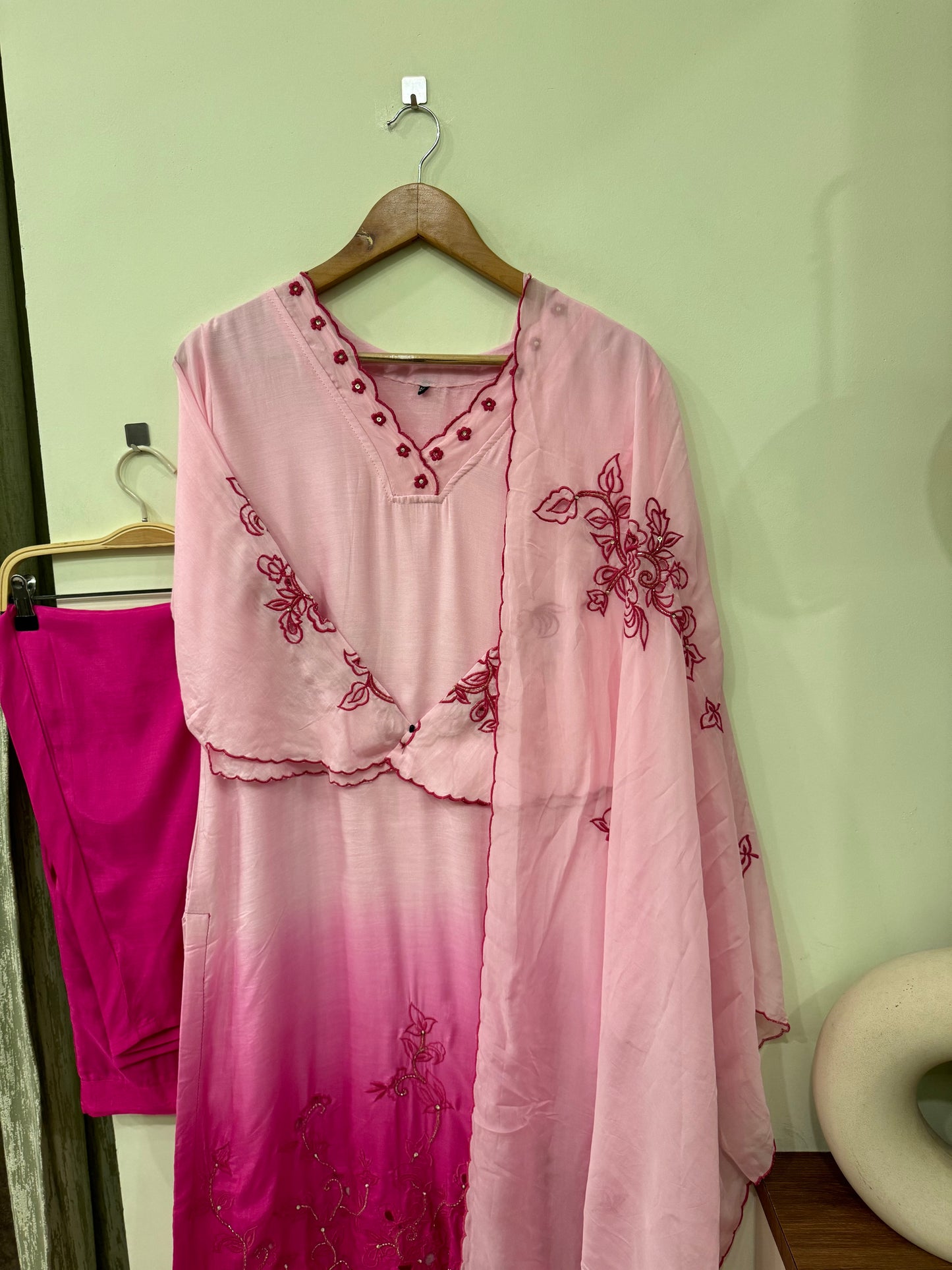 Pure muslin ombre cutwork embroidered suit-pink