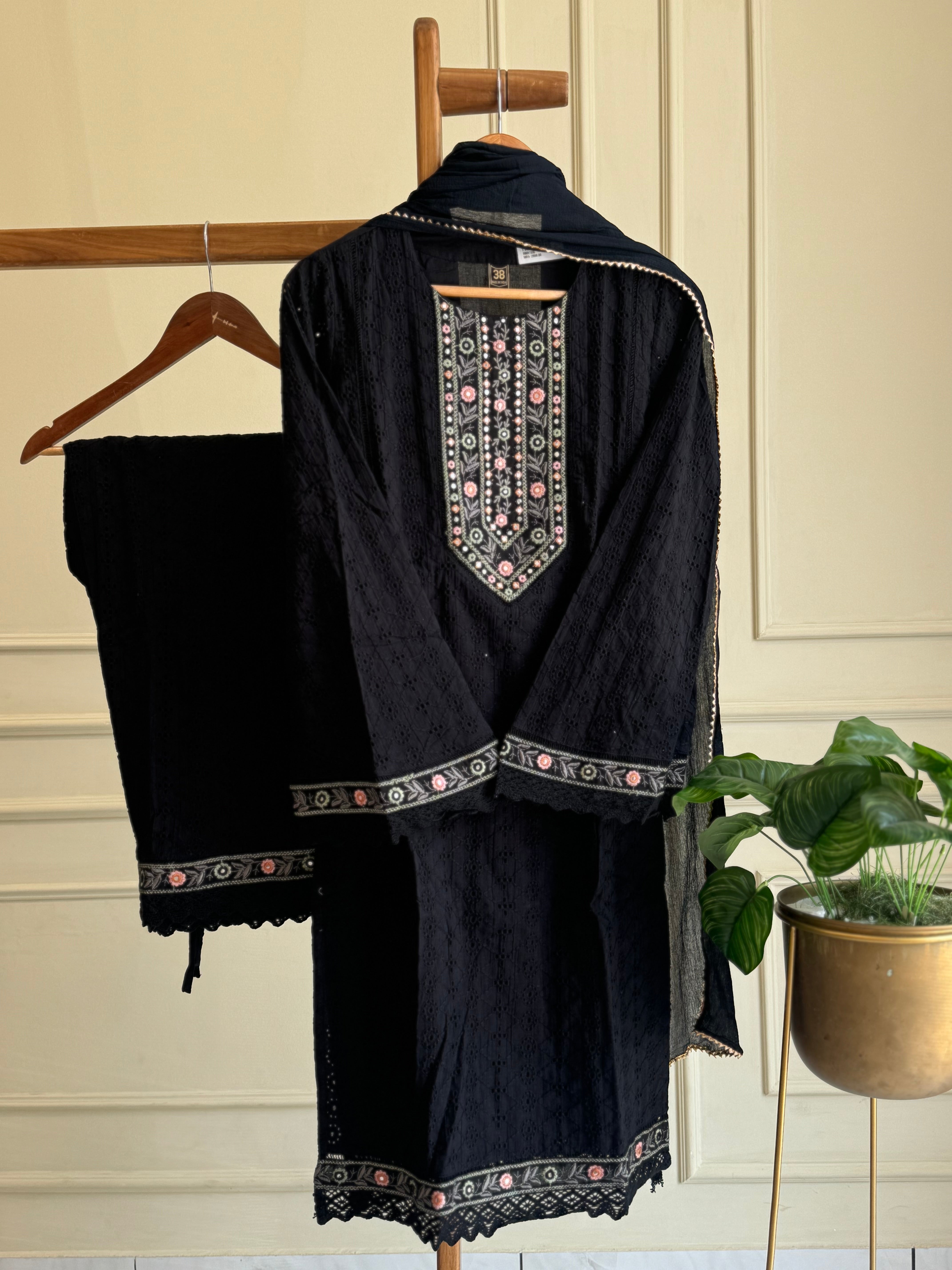 Cotton  hakoba embroidered suit-12