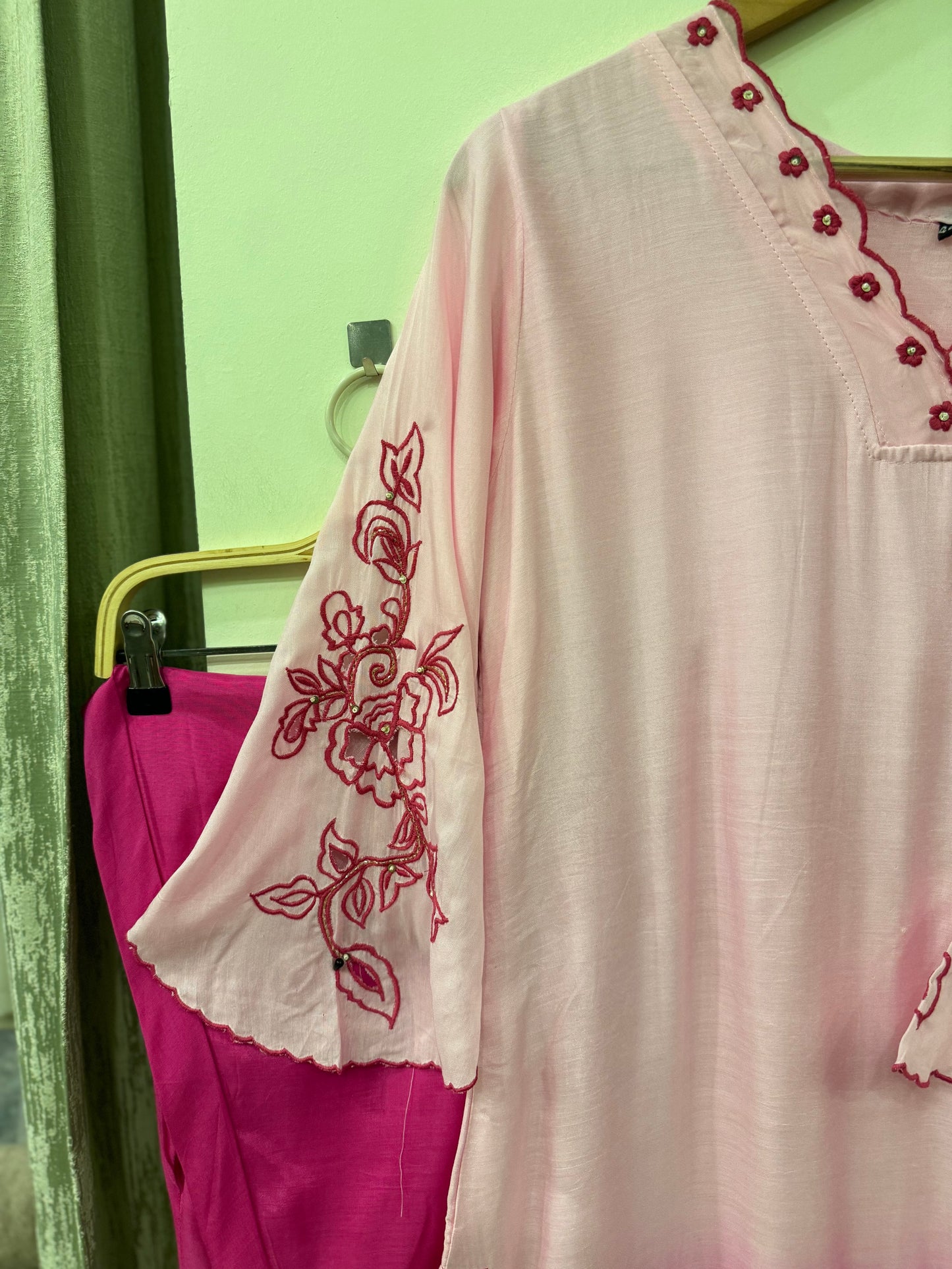 Pure muslin ombre cutwork embroidered suit-pink