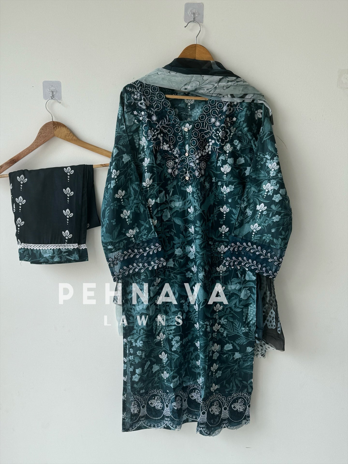 Printed casual suit with chiffon dupatta-rr