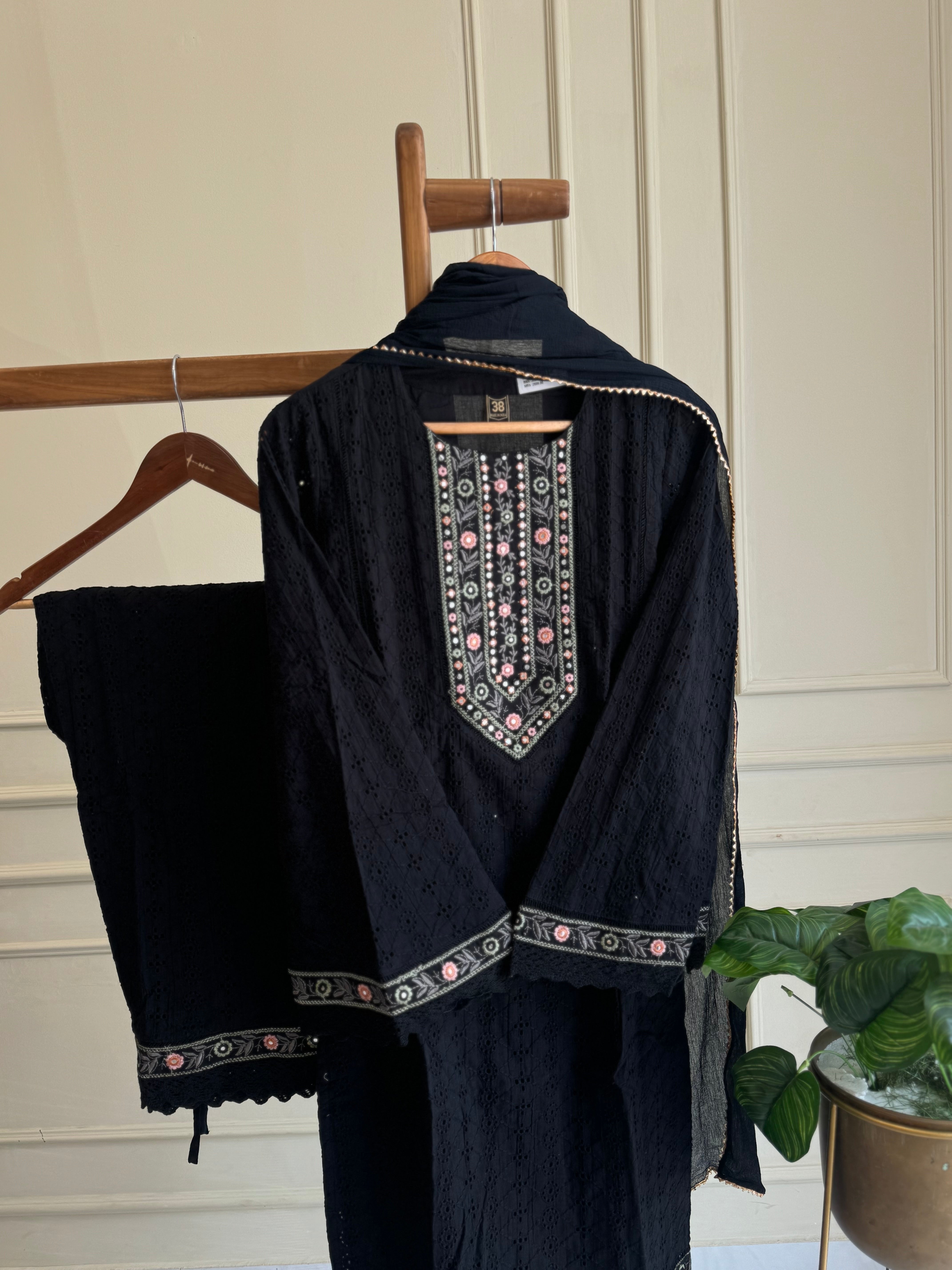 Cotton  hakoba embroidered suit-12