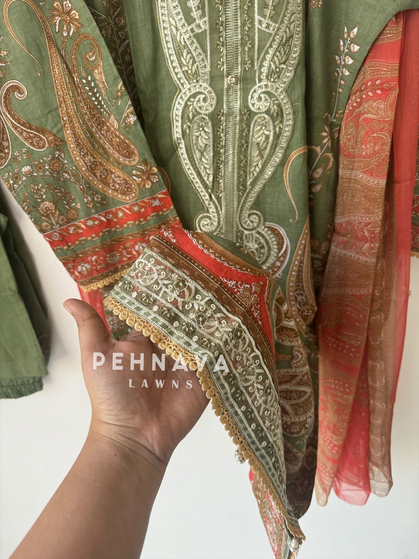 Printed casual suit with chiffon dupatta-562 green