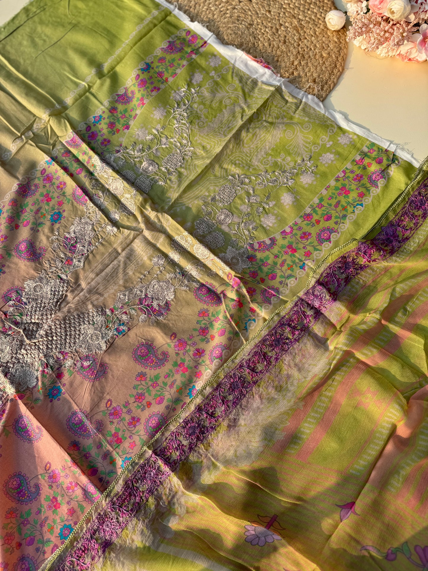 Pure lawn suit with embroidered chiffon dupatta-chrz