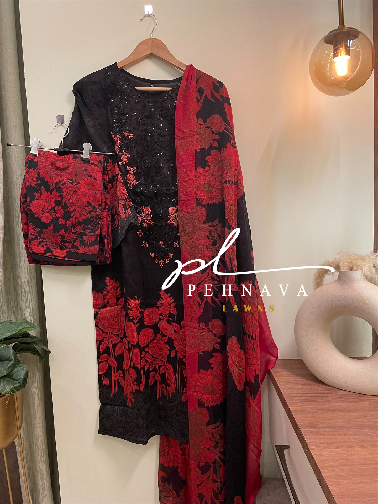 Printed casual suit with chiffon dupatta-3195