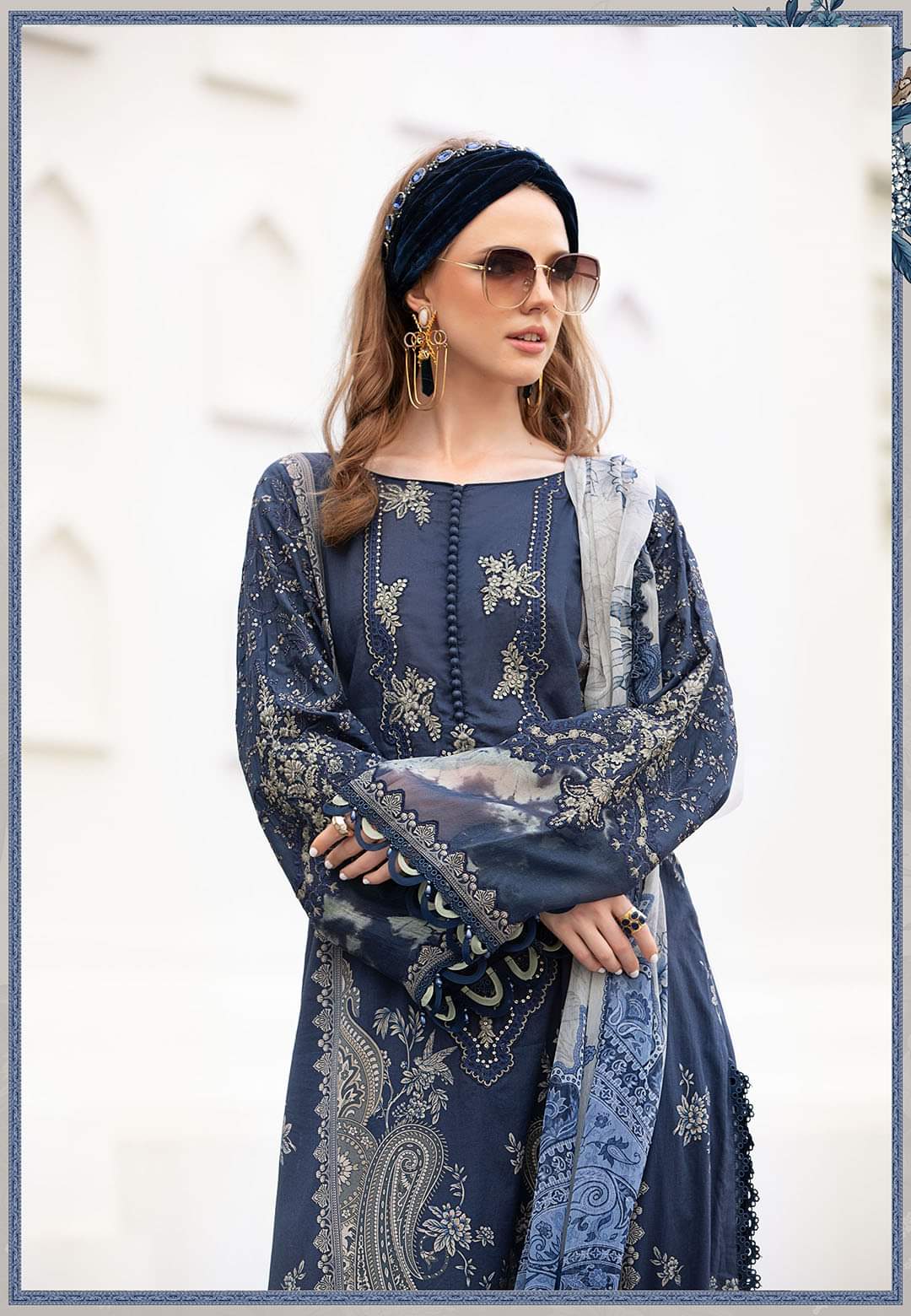 Printed casual suit with chiffon dupatta-3193