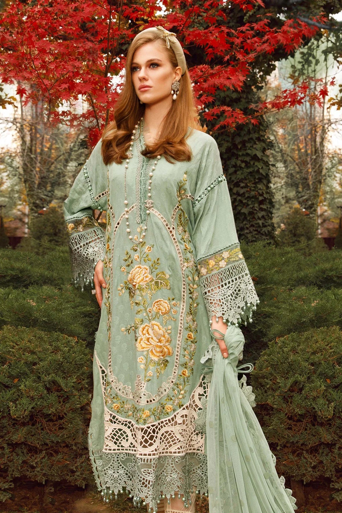 Embroidered cotton suit 3021