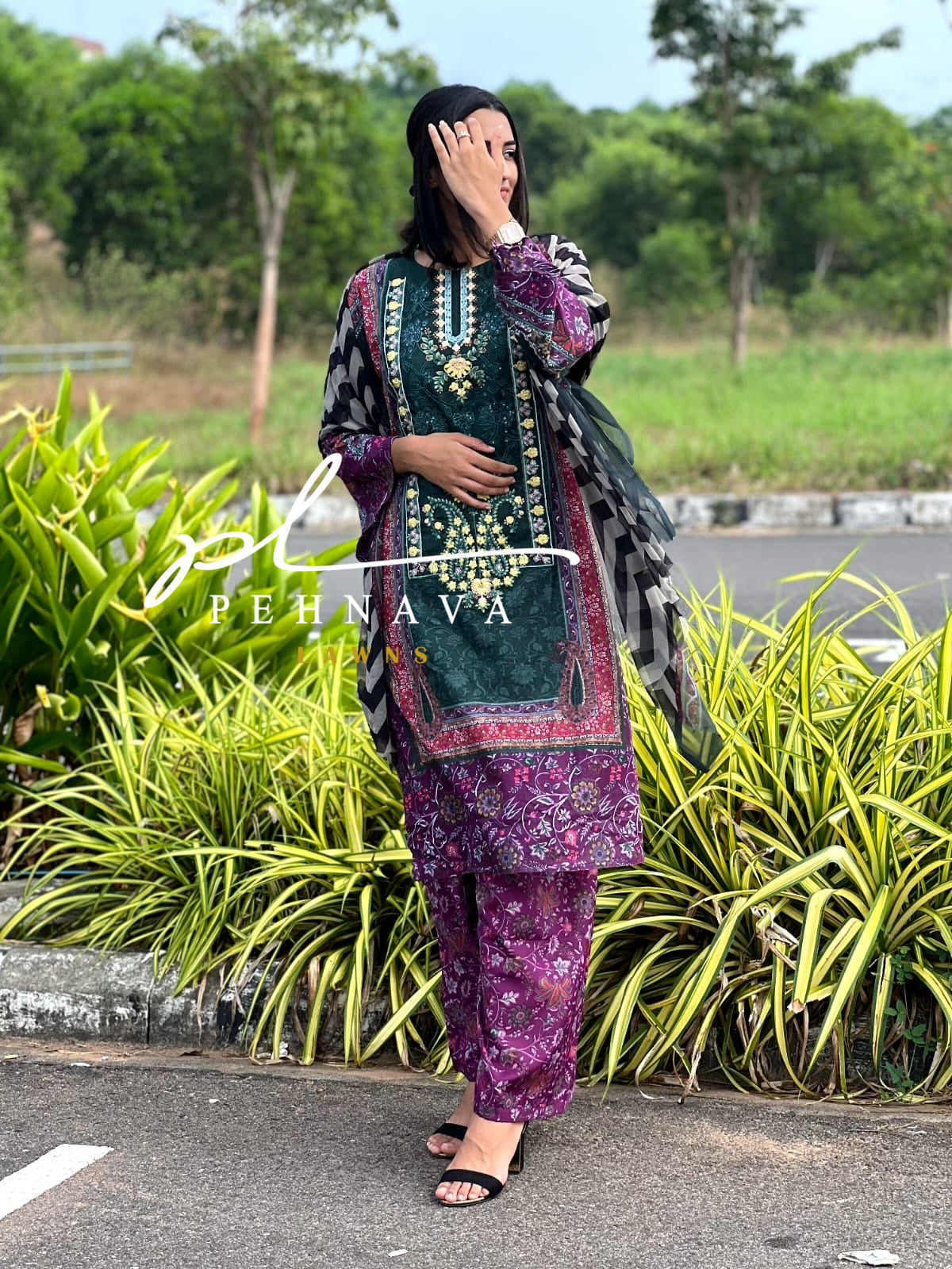 printed bottom suit with embroidered patches - Pehnava Lawns