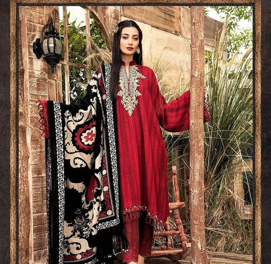 Printed suit with chiffon/cotton dupatta - Pehnava Lawns